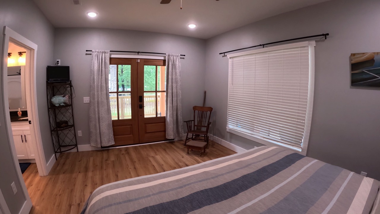Photo of Bedroom in Springville