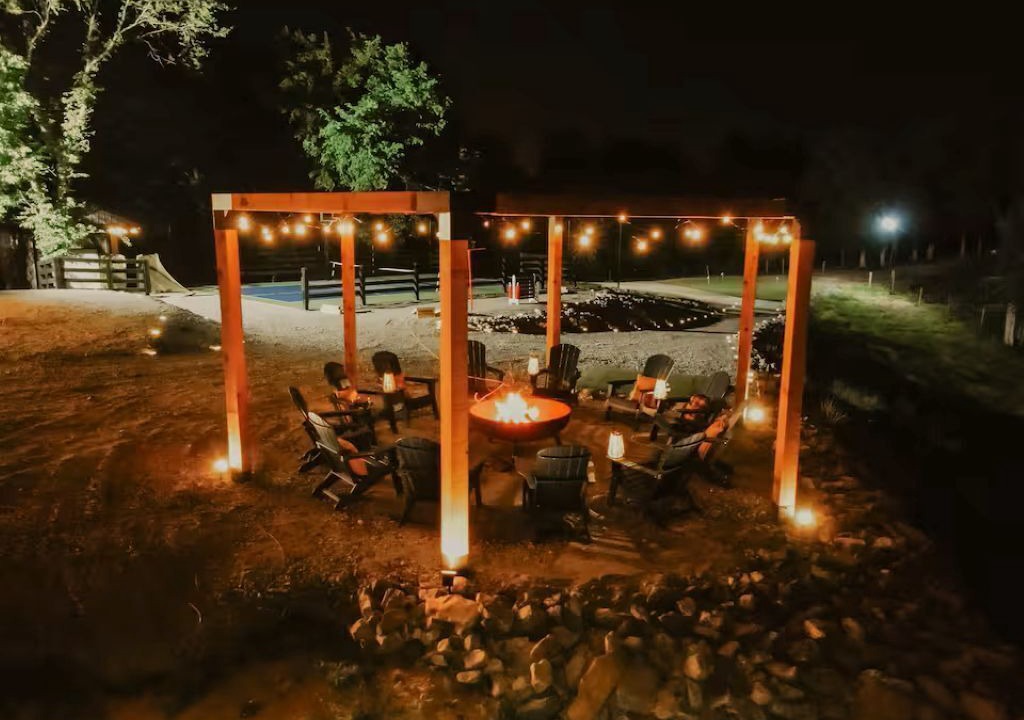 Photo of Outdoor in Chaplin