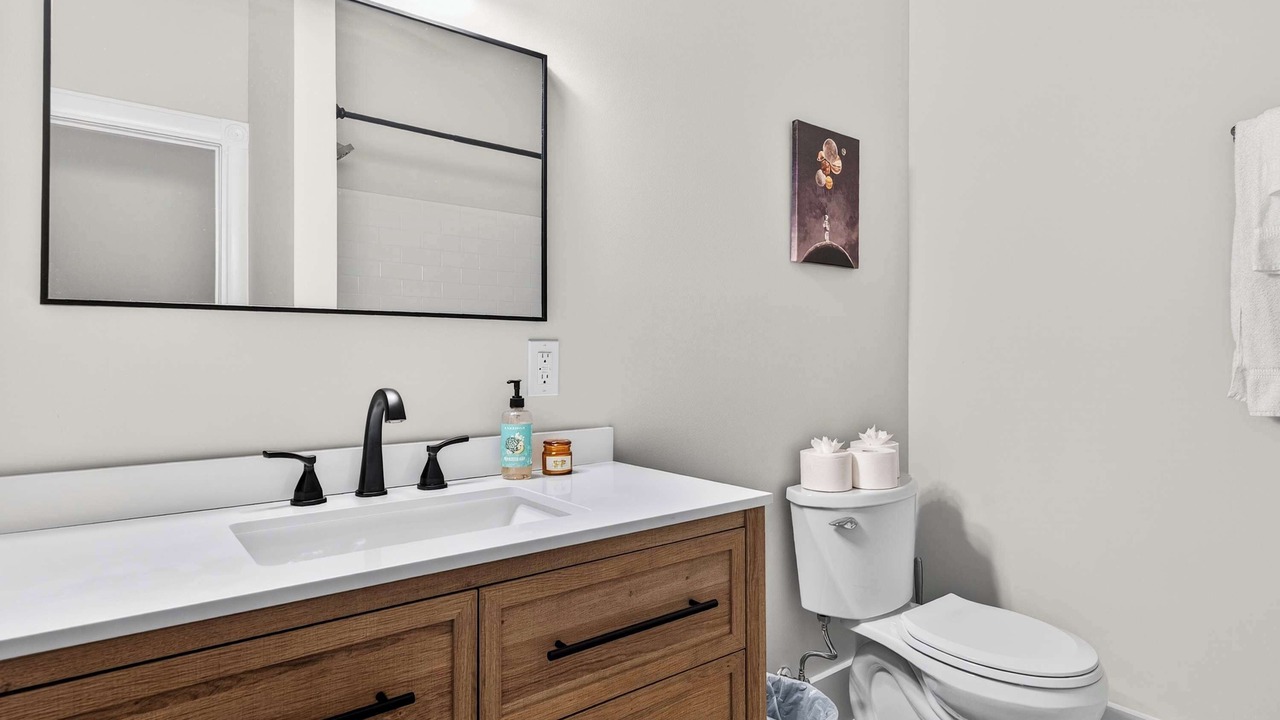 Photo of Bathroom in Shelby Park