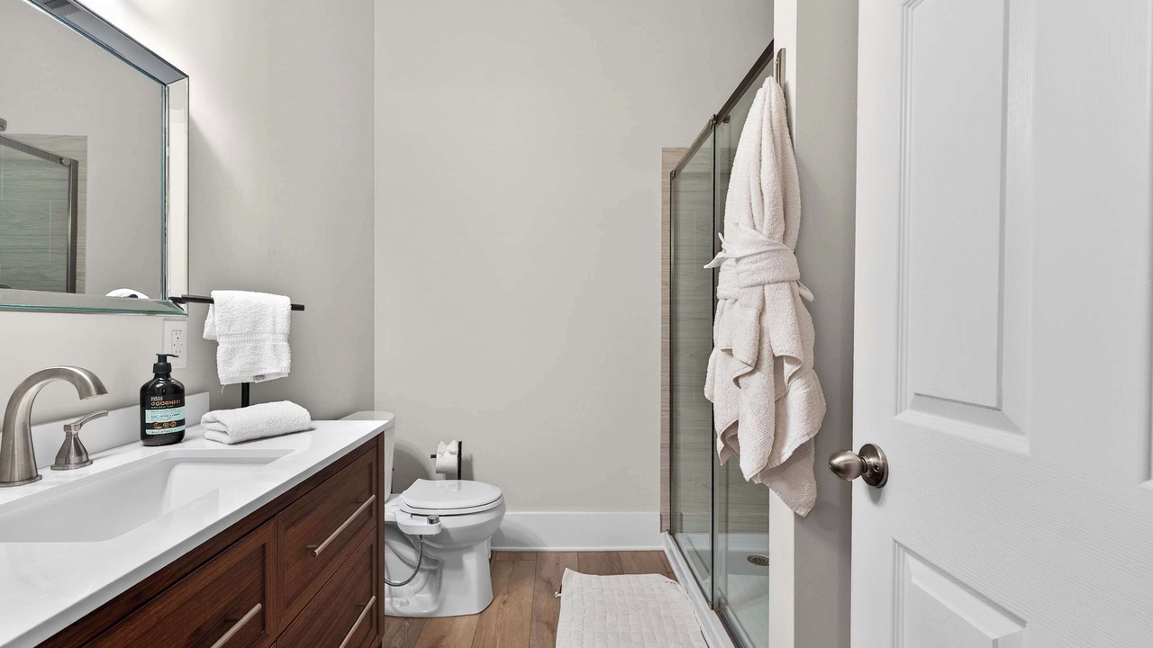Photo of Bathroom in Shelby Park