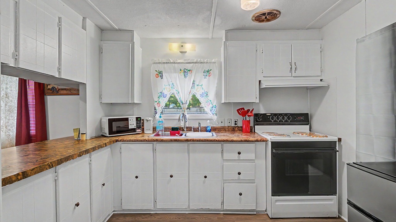 Photo of Kitchen in Maple Hill