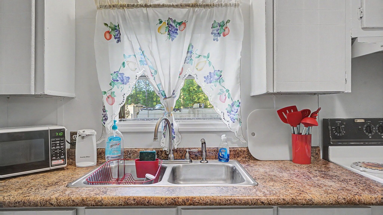 Photo of Kitchen in Maple Hill