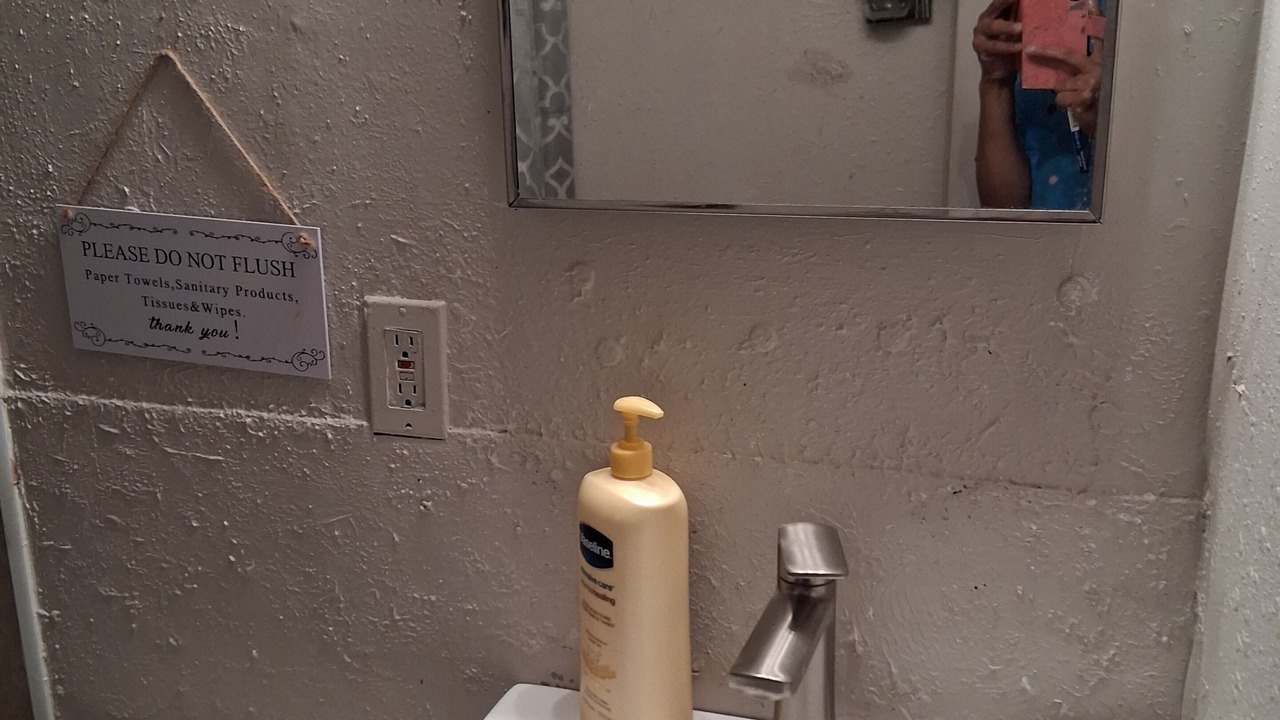 Photo of Bathroom in Carbondale