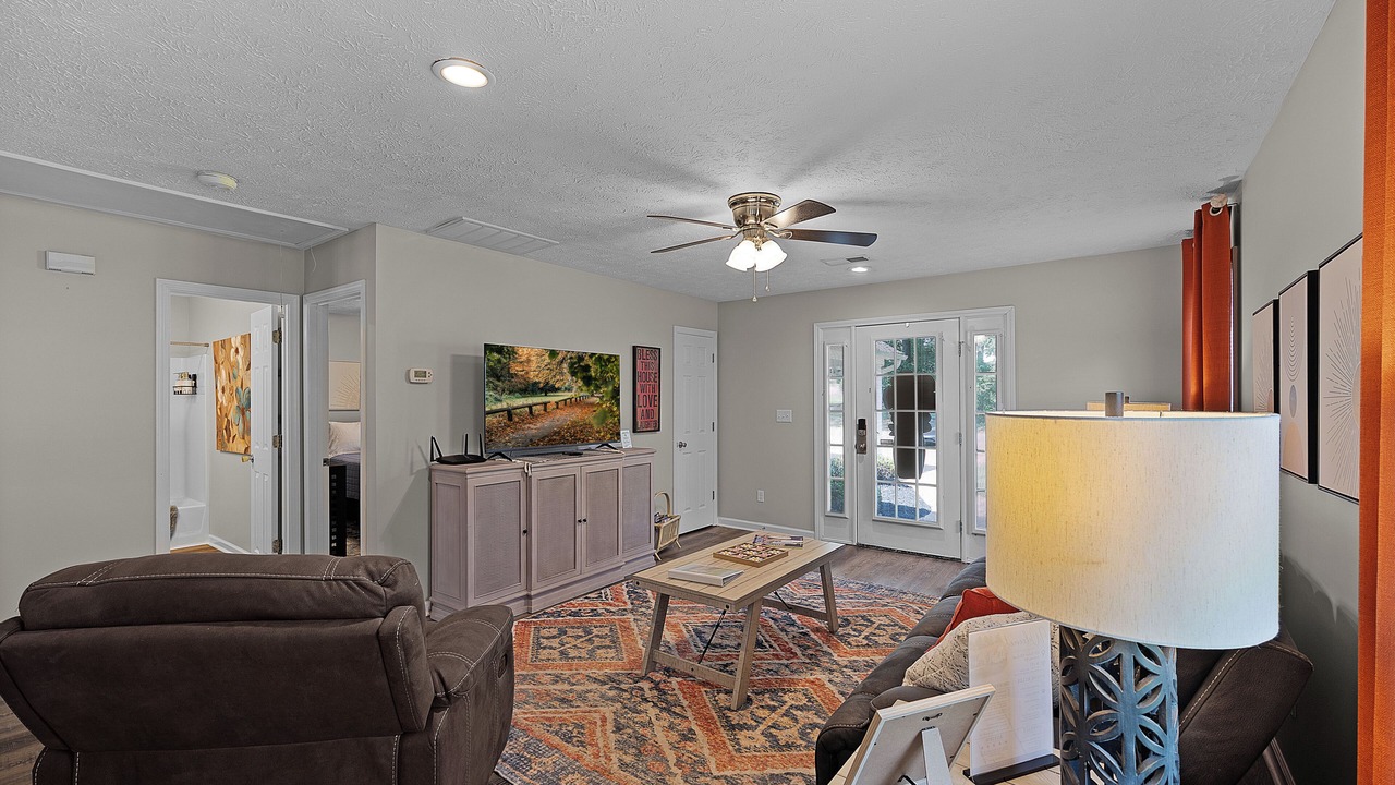 Photo of Livingroom in Jackson