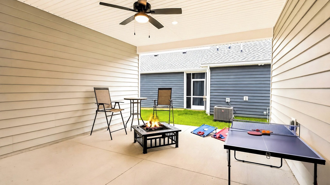 Photo of Patio Balcony in Jeffersonville