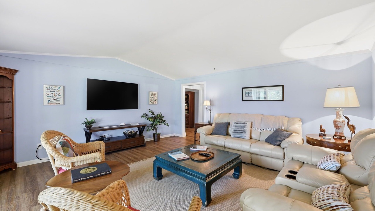 Photo of Bedroom in Morehead City
