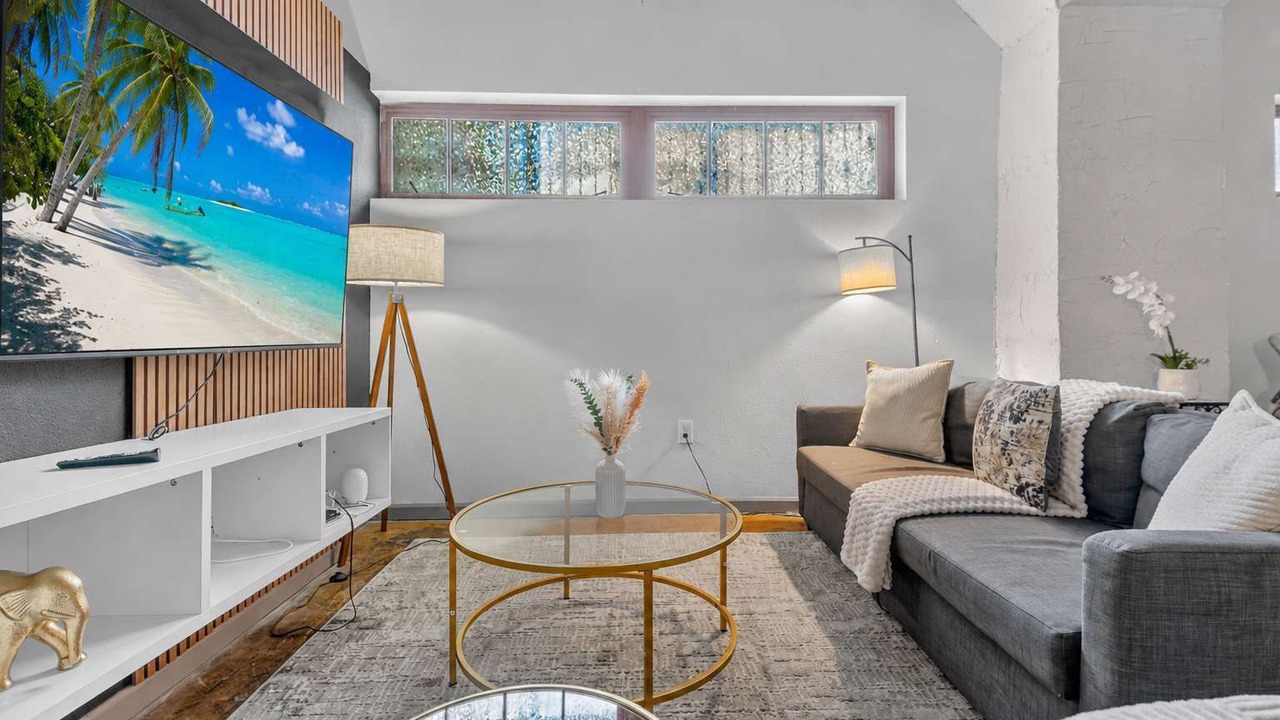 Photo of Bedroom in River Market