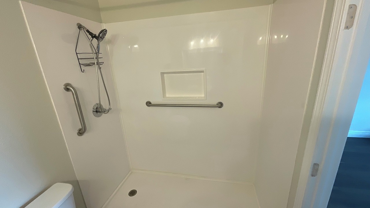 Photo of Bathroom in Pelsor