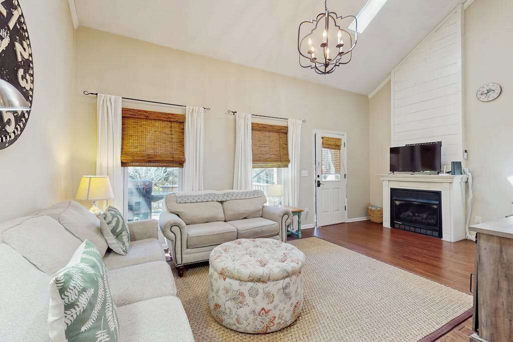 Photo of Livingroom in Sylva