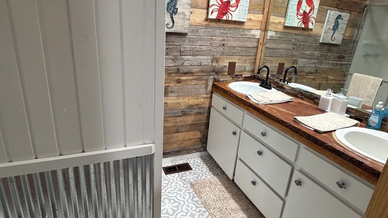 Photo of Bathroom in Afton