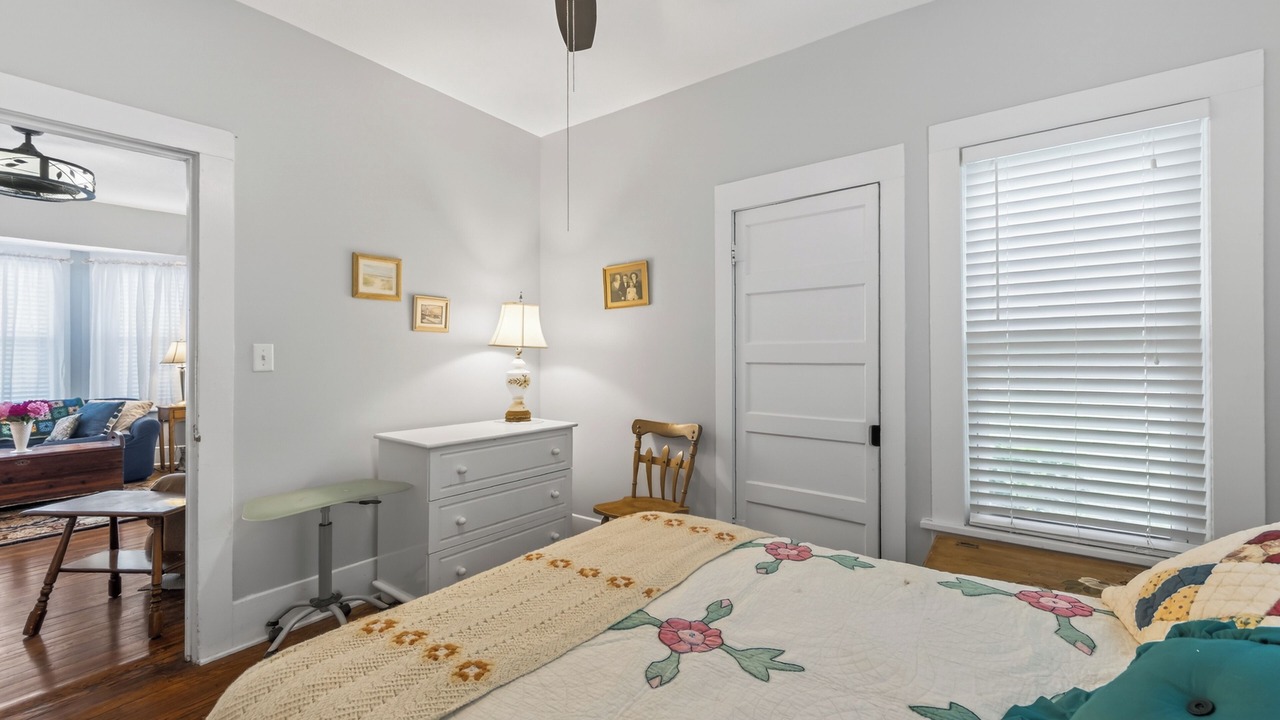 Photo of Bedroom in Bonner Springs