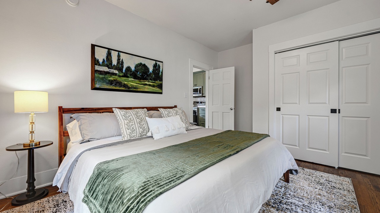 Photo of Bedroom in Southmoreland