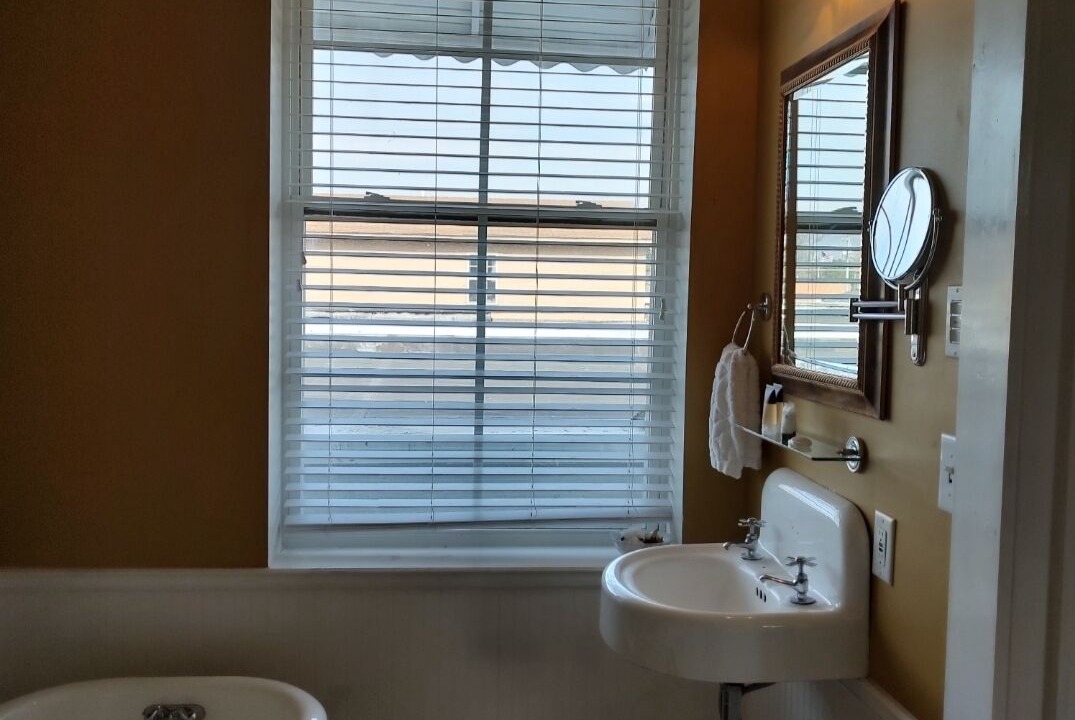 Photo of Bathroom in Cowan