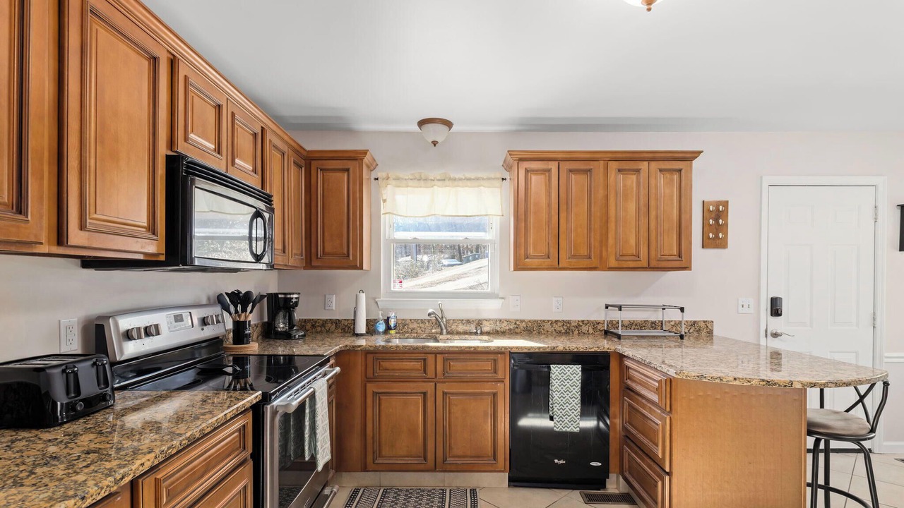 Photo of Kitchen in Stuart Heights - Rivermont
