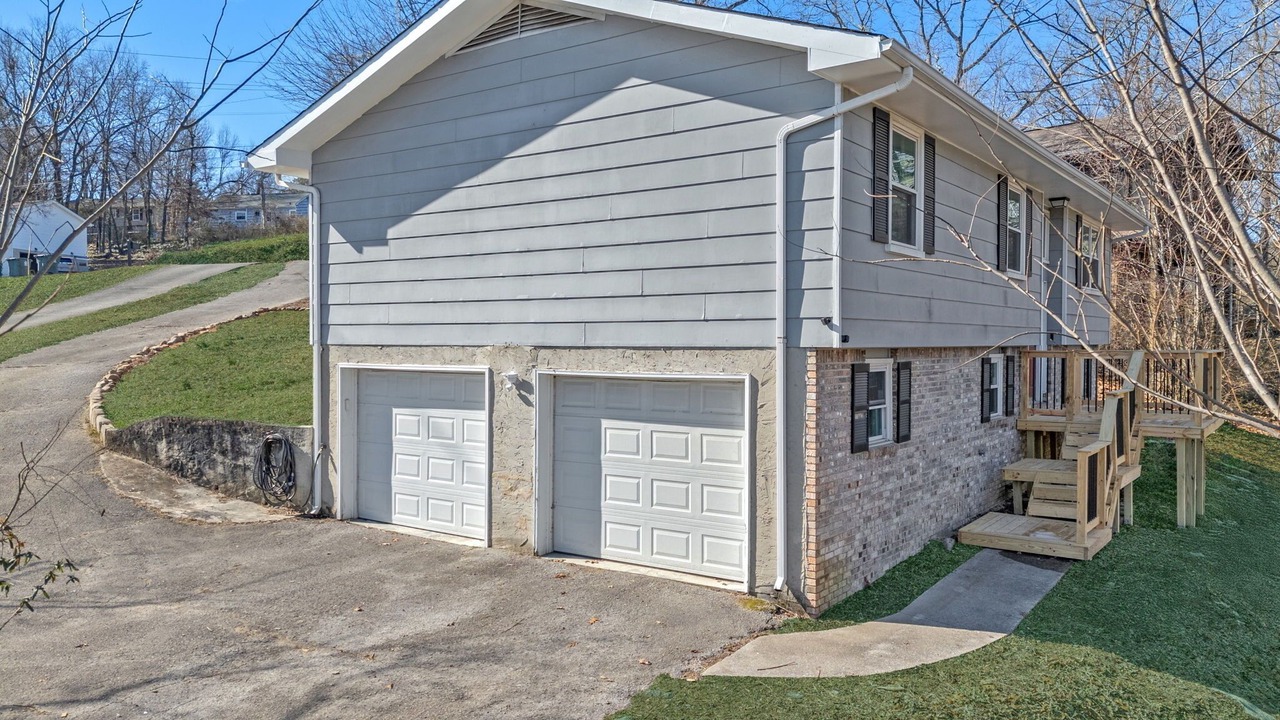 Photo of Outdoor in Stuart Heights - Rivermont