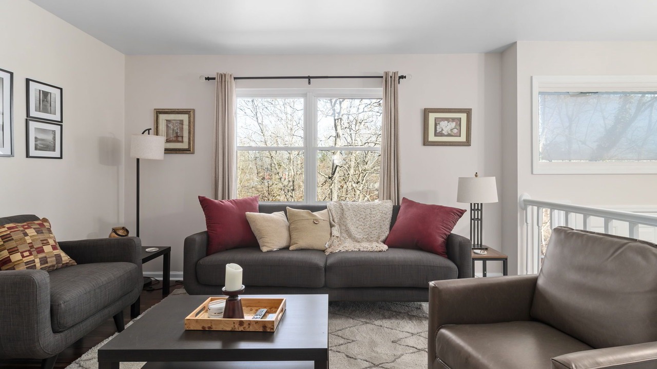 Photo of Livingroom in Stuart Heights - Rivermont