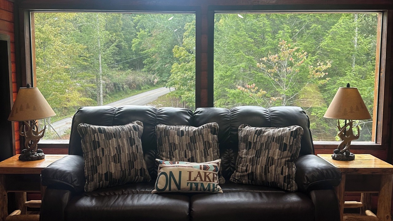 Photo of Livingroom in Parkers Lake