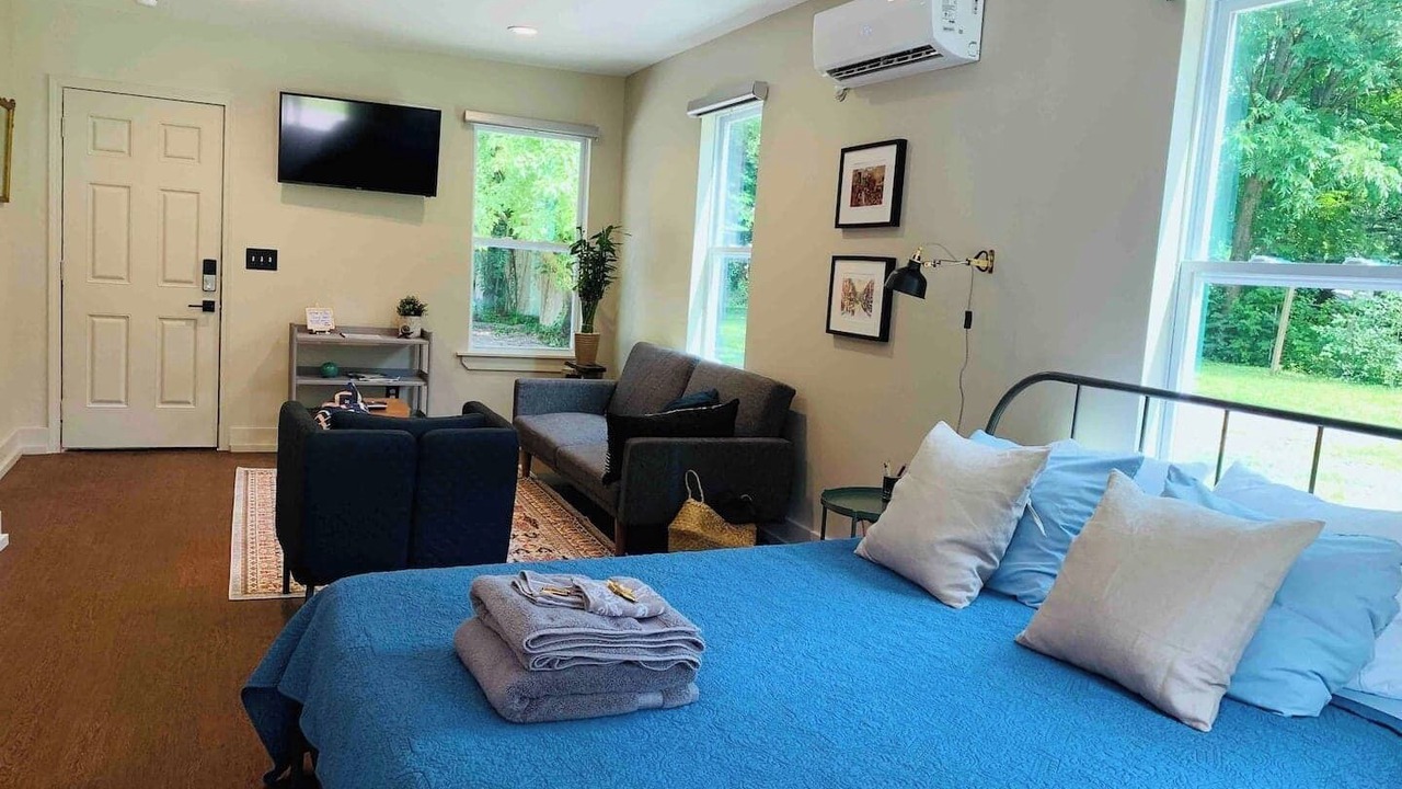 Photo of Bedroom in East Memphis