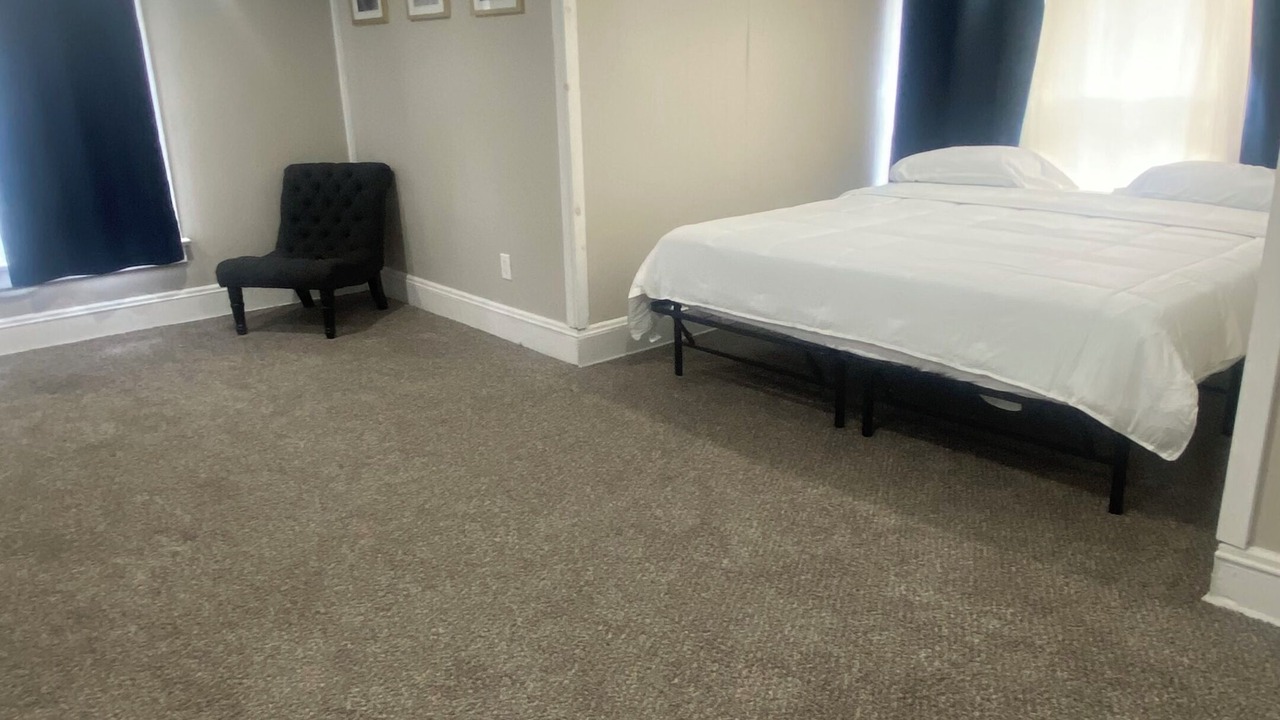 Photo of Bedroom in Northeast Kansas City
