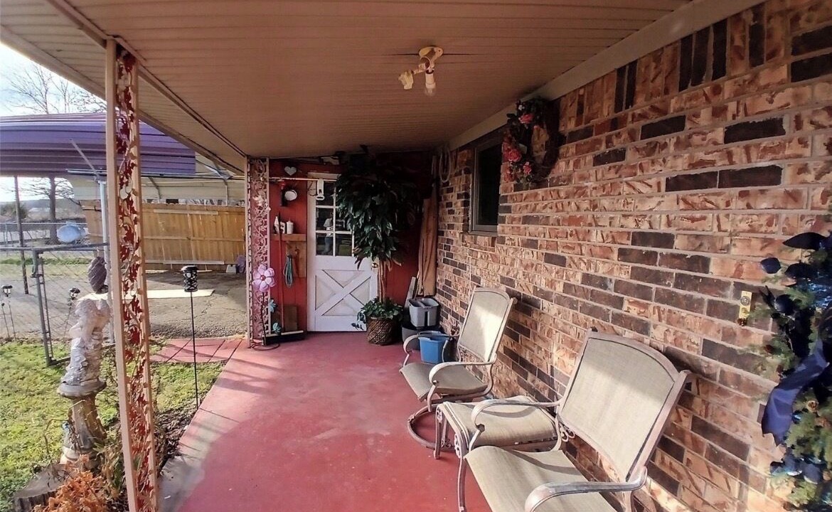 Photo of Patio Balcony in McAlester