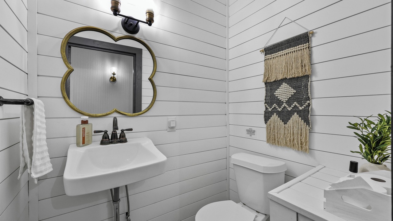Photo of Bathroom in Coalfield