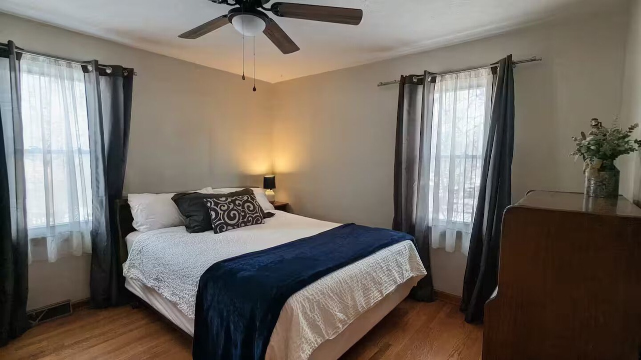 Photo of Bedroom in Raytown