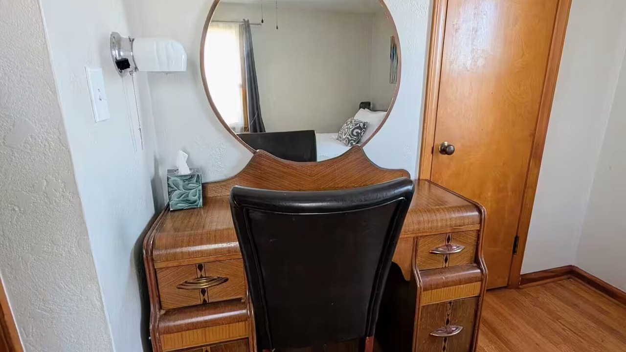 Photo of Bedroom in Raytown