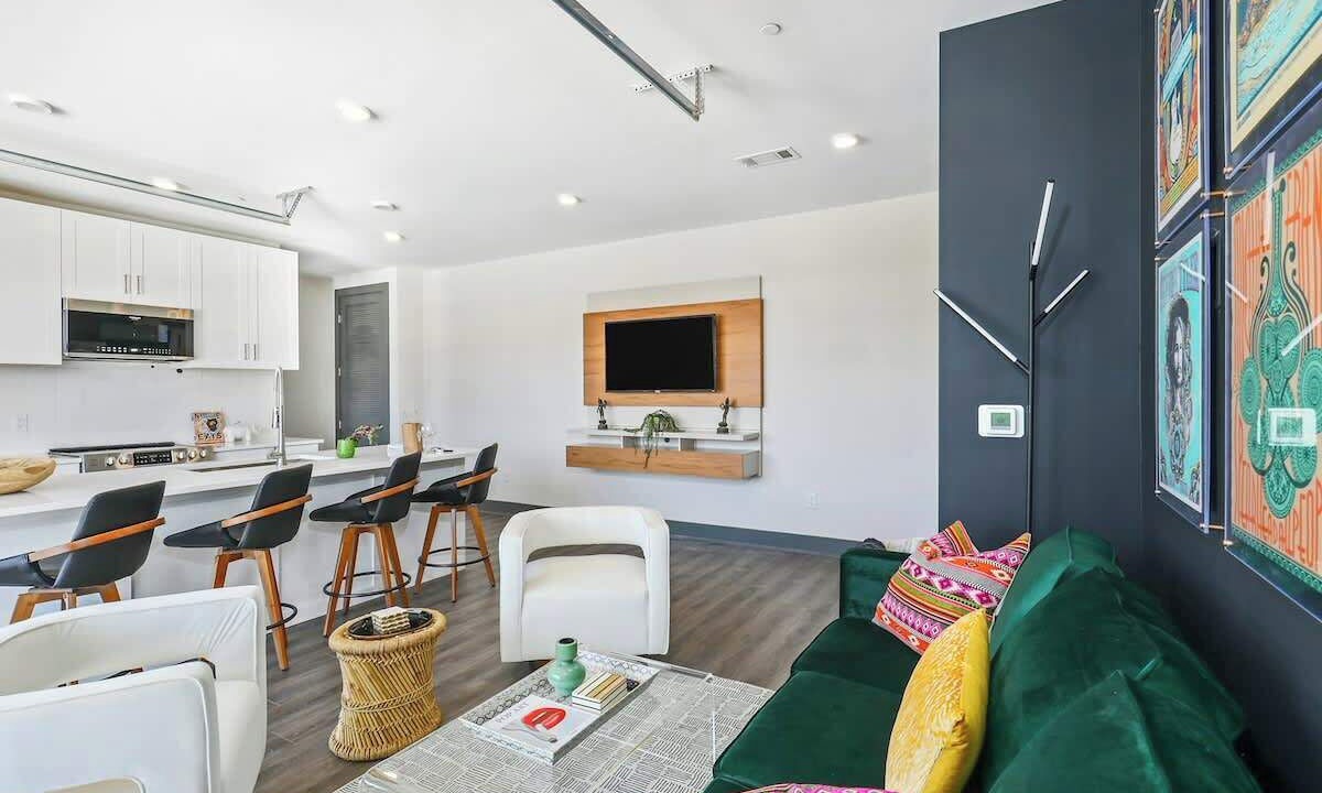 Photo of Livingroom in Rolling Mill Hill