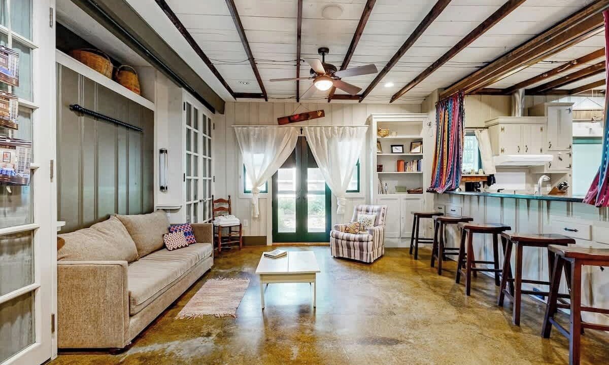 Photo of Livingroom in Green Hills