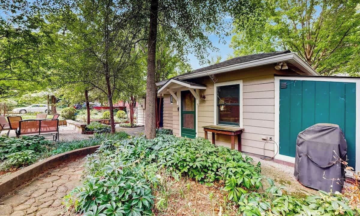 Photo of Patio Balcony in Green Hills