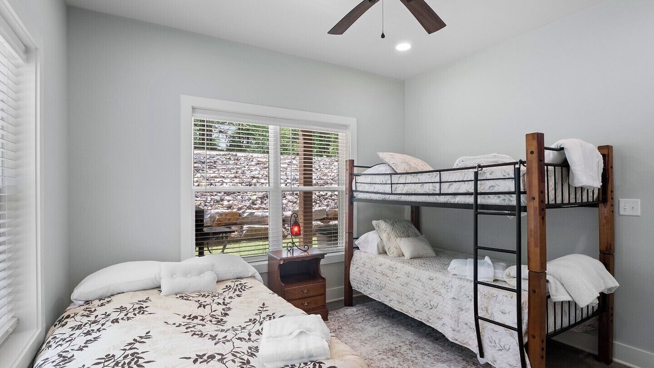 Photo of Bedroom in Double Springs