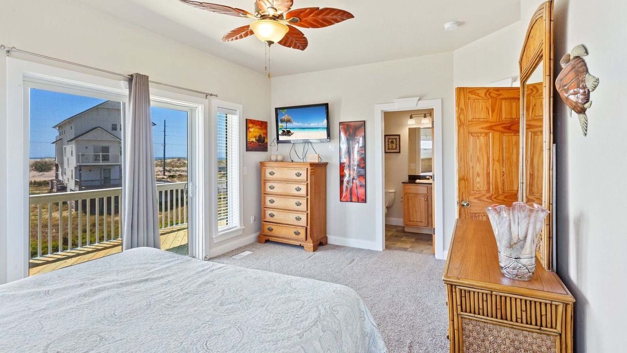 Photo of Bathroom in Hatteras
