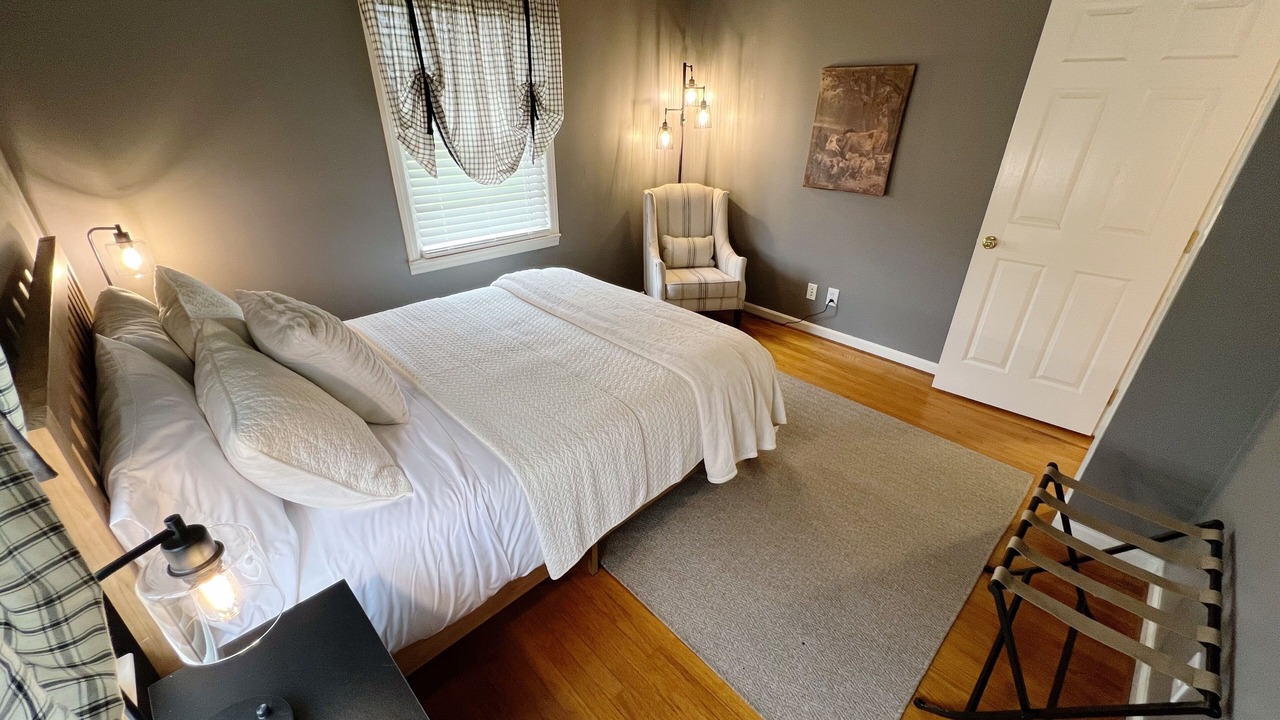Photo of Bedroom in Shelbyville