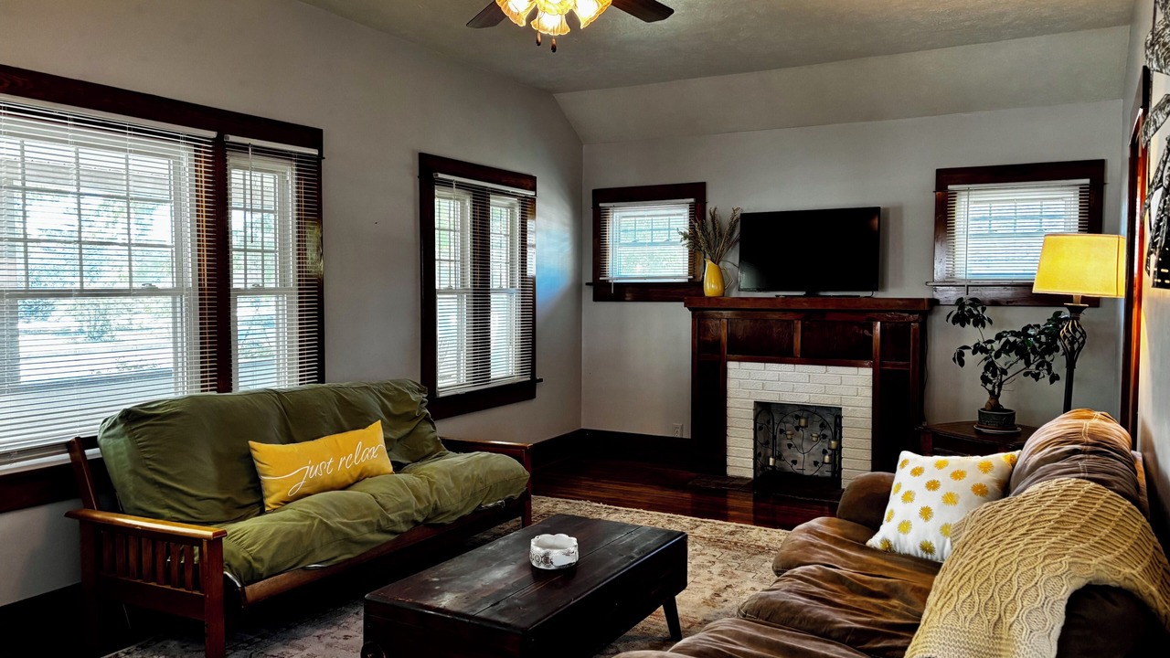 Photo of Livingroom in Hutchinson