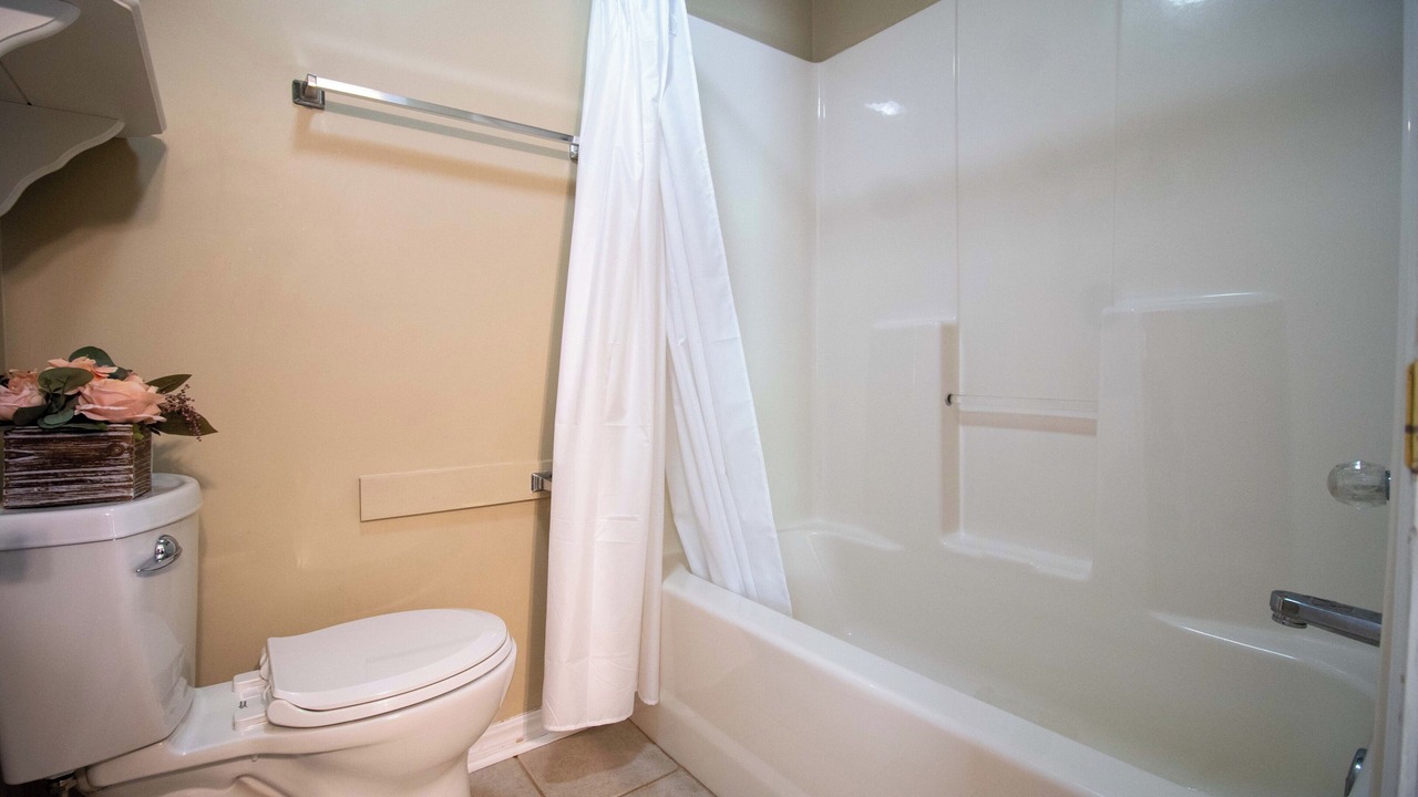 Photo of Bathroom in Yellville
