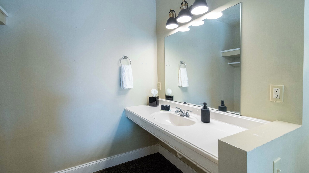 Photo of Bathroom in Yellville