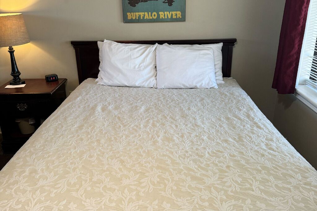 Photo of Bedroom in Yellville