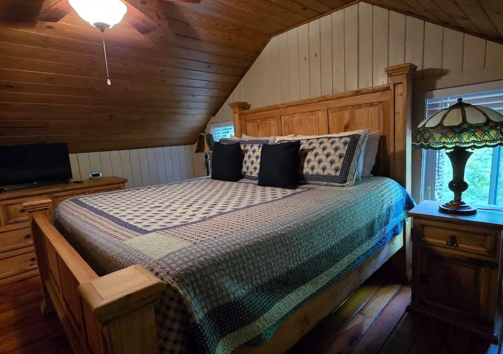 Photo of Bedroom in Seymour