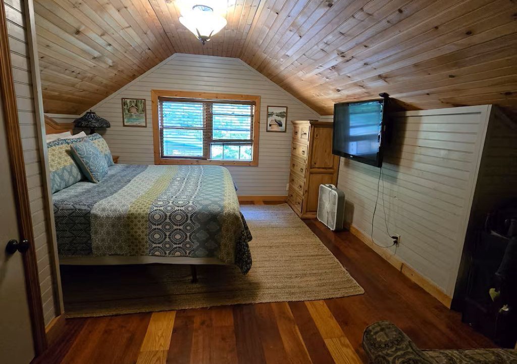 Photo of Bedroom in Seymour