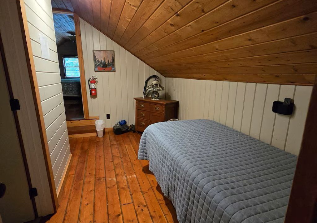 Photo of Bedroom in Seymour
