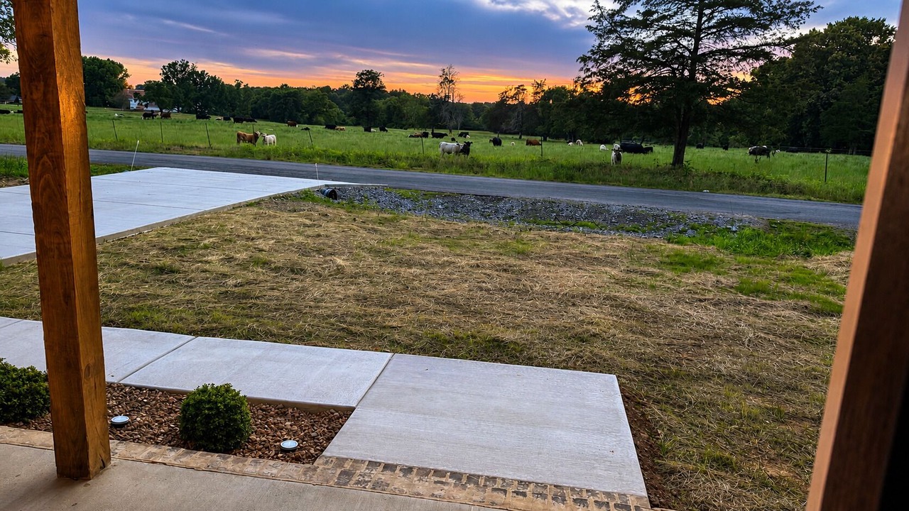 Photo of Outdoor in Clarksville
