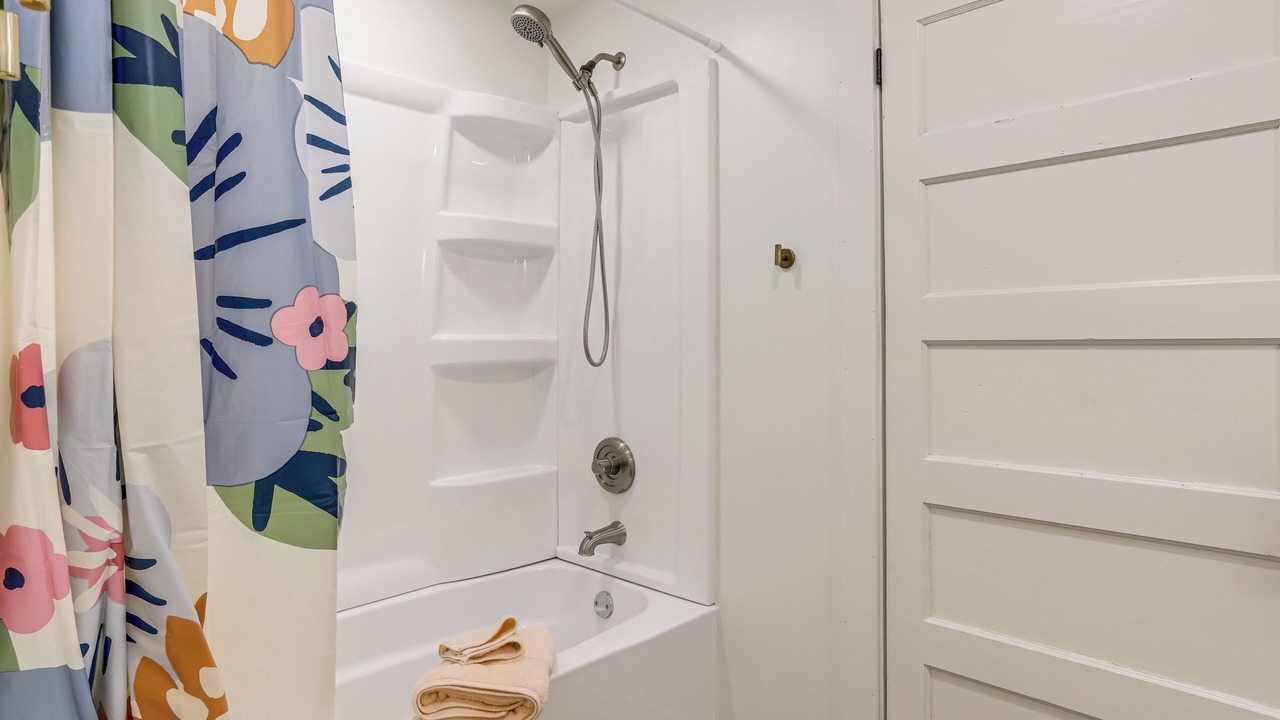 Photo of Bathroom in Vulcan