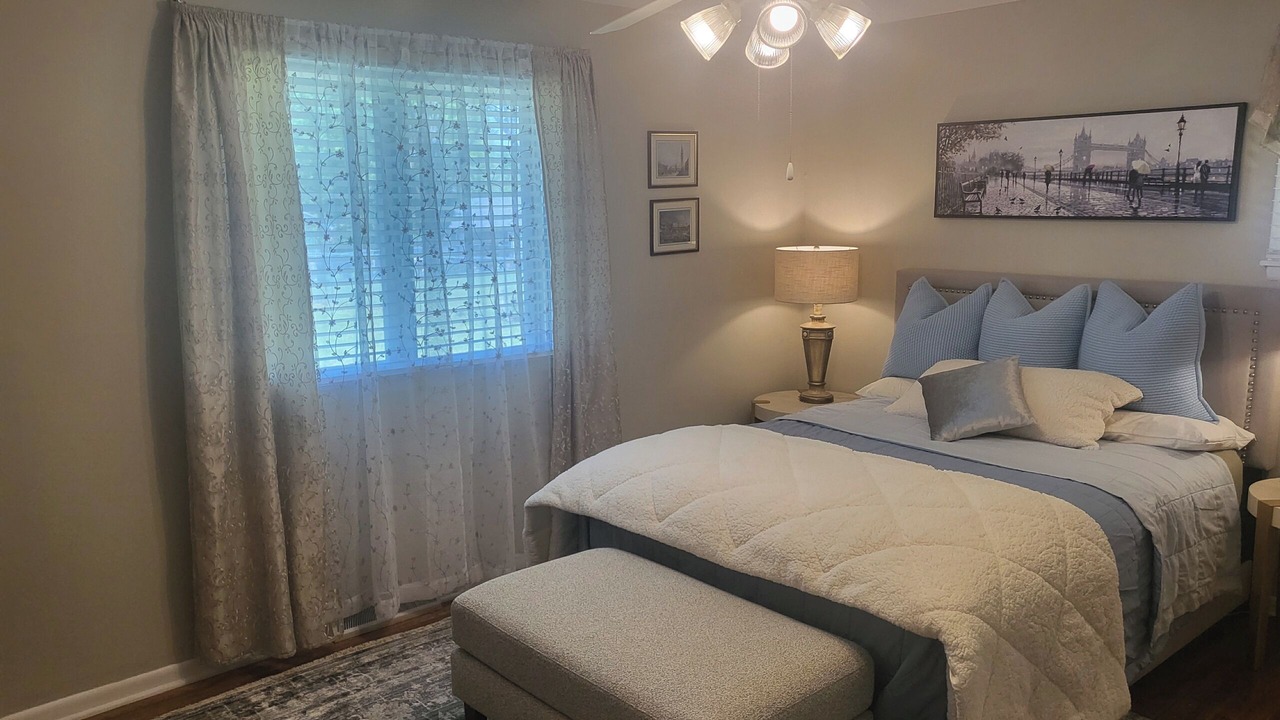 Photo of Bedroom in Waldron