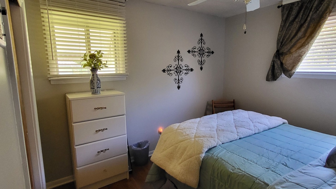 Photo of Bedroom in Waldron