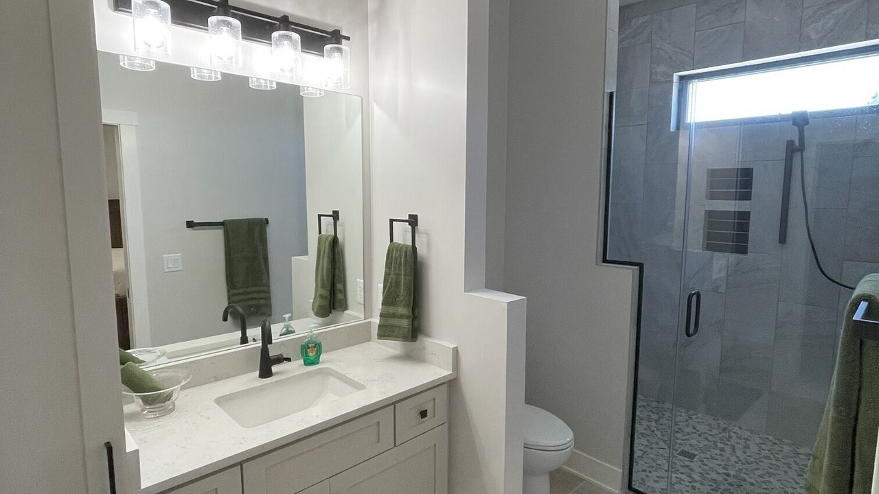 Photo of Bathroom in LaPlatte I