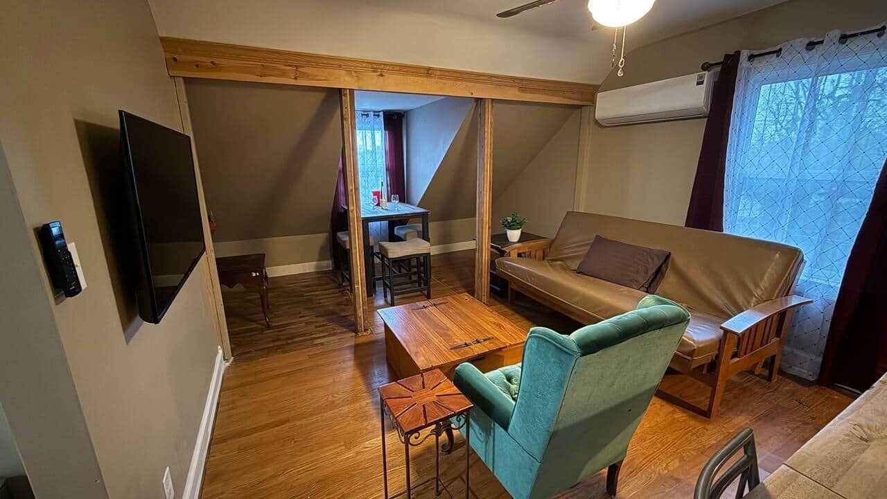 Photo of Livingroom in Taylor Berry