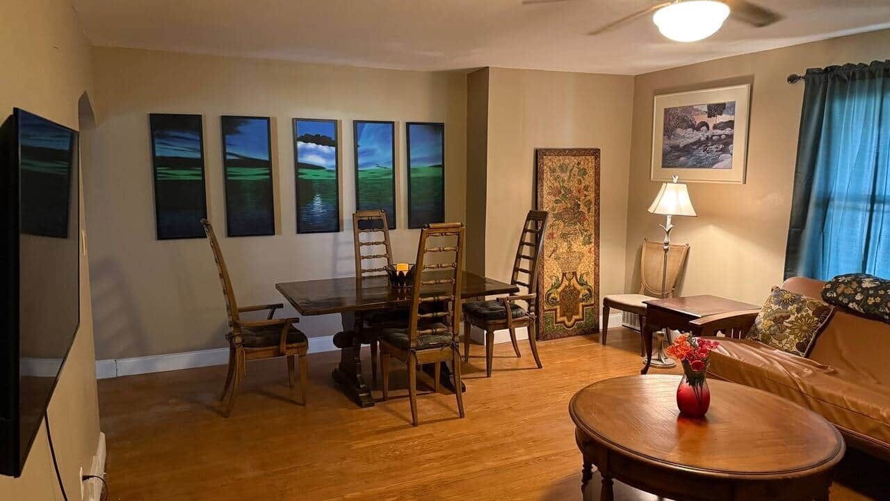 Photo of Livingroom in Taylor Berry