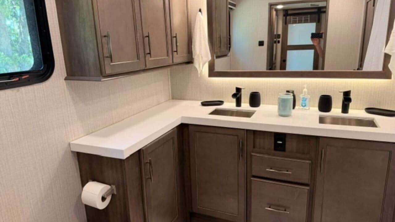 Photo of Bathroom in Eufaula