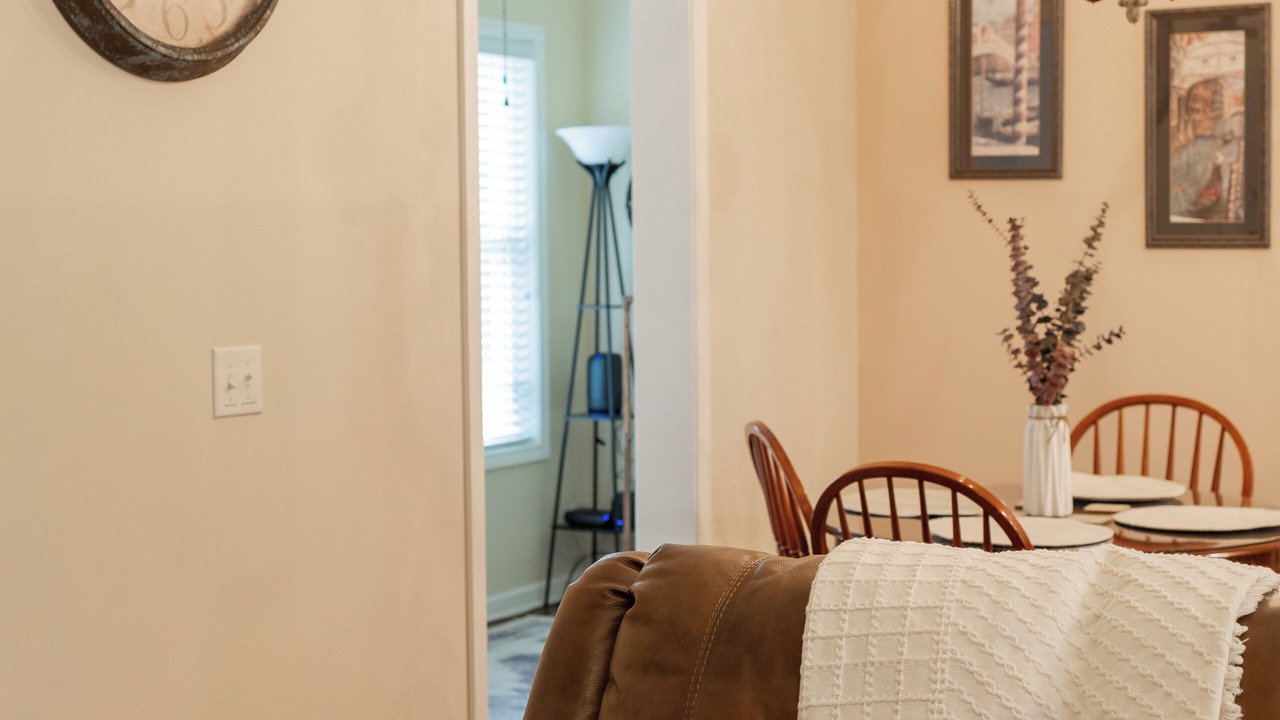 Photo of Livingroom in Adamsville