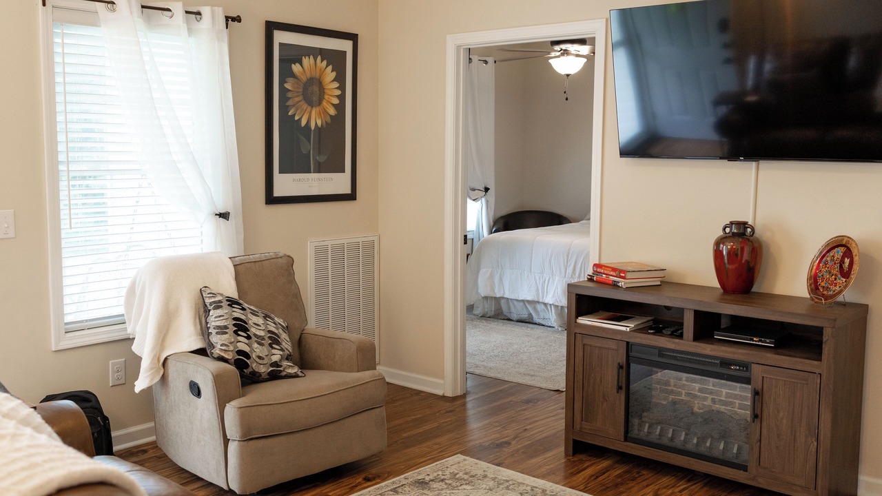 Photo of Bedroom in Adamsville